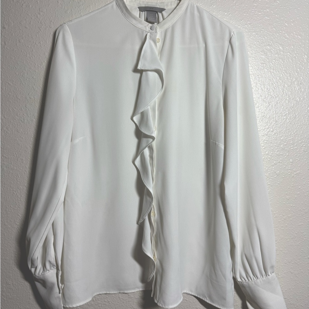 Women’s H&M White button up Poplin Ruffle Top